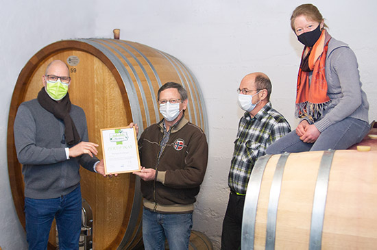 Jakobis Nachbar März: Weingut Freiberger Jakobis Nachbar März: Weingut Freiberger